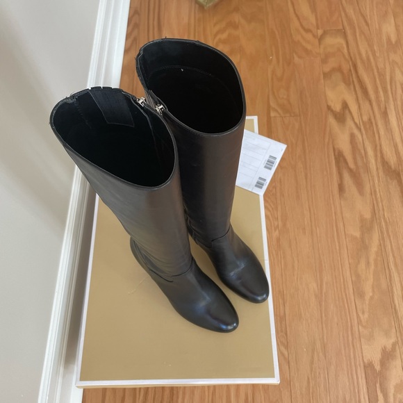 High Knee Leather Boots 9.5 - for skinny legs - Picture 12 of 15